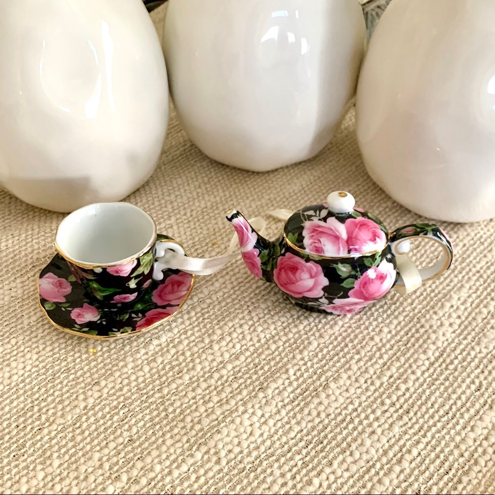 Teapot and Teacup Ornament Set💕🌷